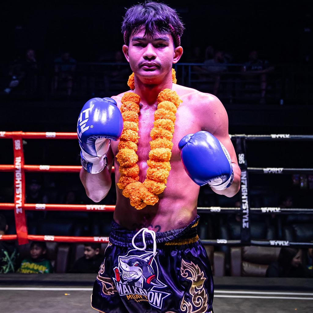 Muay Thai Coach Superball